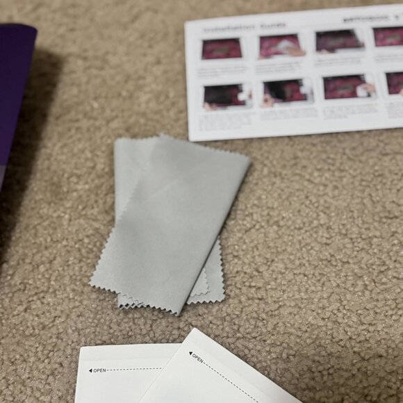 🟣 ANTOGOO V Privacy Screen Protector – 2 Pack (MacBook Air 15.3") 🟣 - Picture 7 of 8